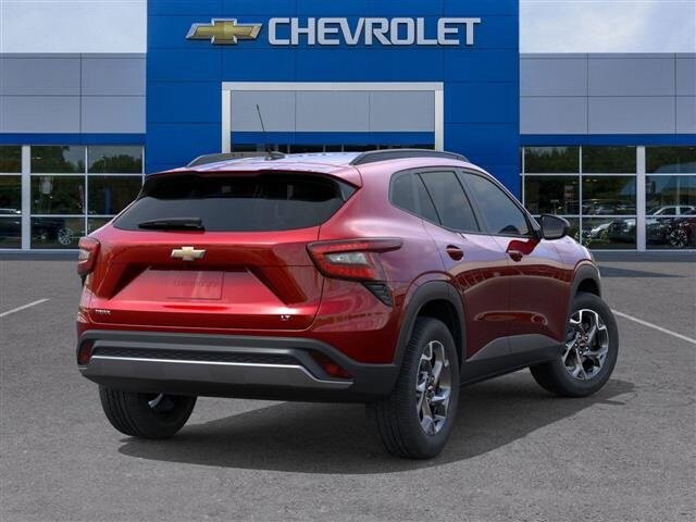 2026 Chevrolet Trax LT photo 3