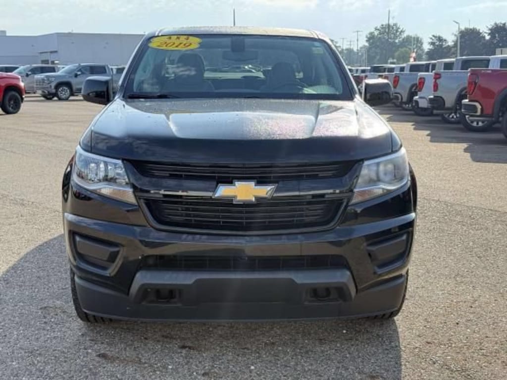 Used 2019 Chevrolet Colorado 4WD Work Truck Truck Crew Cab