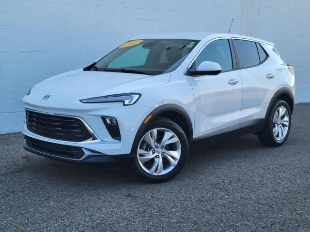 2024 Buick Encore GX Preferred's photo