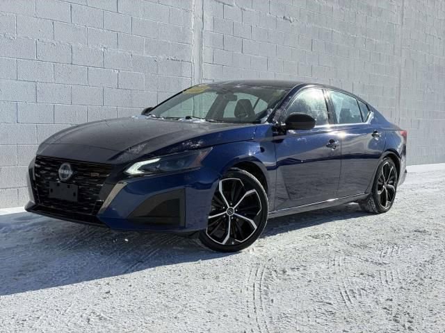 2024 Nissan Altima SR