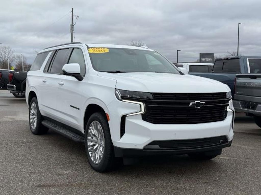 Used 2023 Chevrolet Suburban RST SUV
