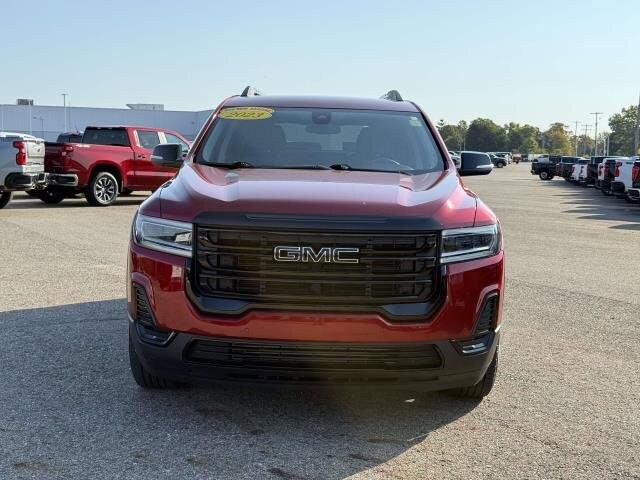 2023 Gmc Acadia SLE photo 2