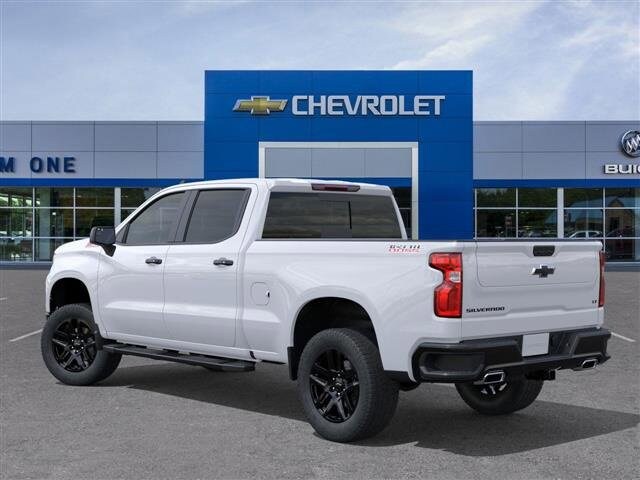 2026 Chevrolet Silverado 1500 LT Trail Boss photo 2