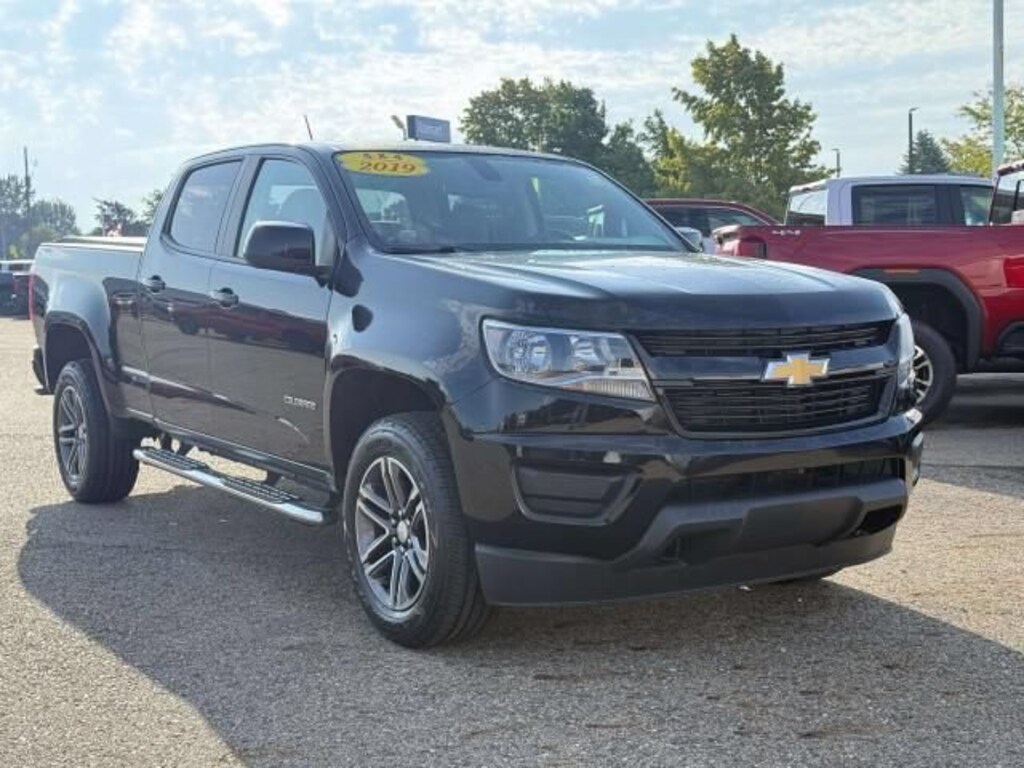 Used 2019 Chevrolet Colorado 4WD Work Truck Truck Crew Cab
