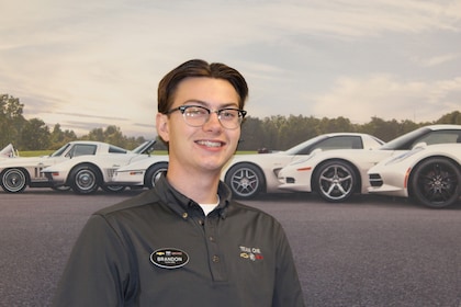 Staff member BRANDON GRAHAM from ID_1d55cae59550