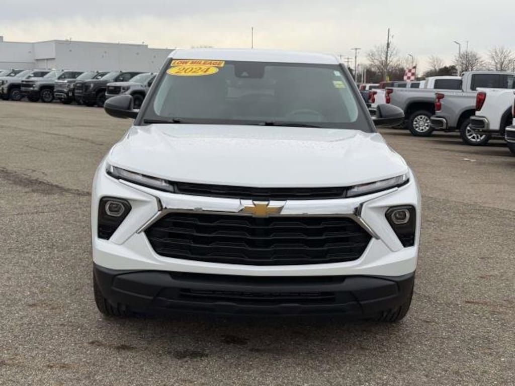 Used 2024 Chevrolet Trailblazer LS SUV