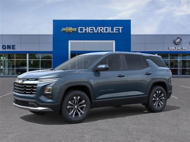 2026 Chevrolet Equinox LT photo 2