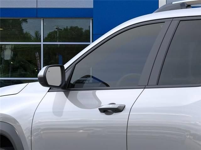 2027 Chevrolet Equinox LT - Photo 12
