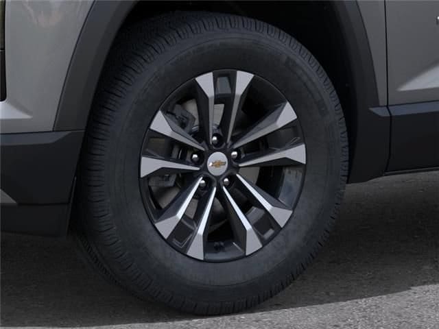 2027 Chevrolet Equinox LT - Photo 9