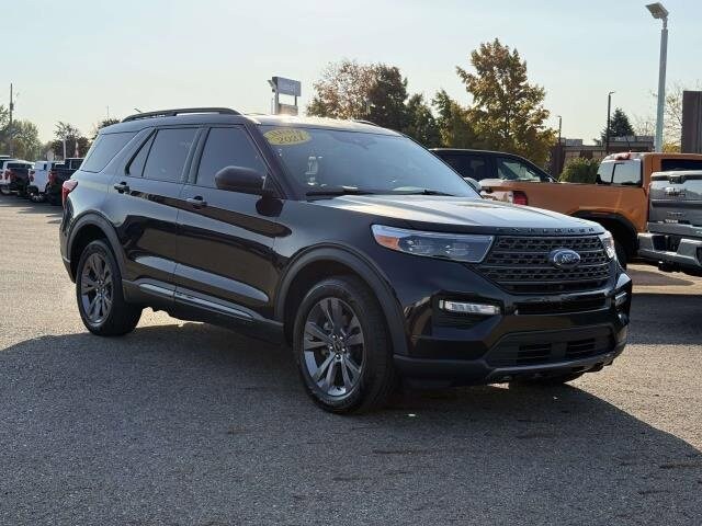 2021 Ford Explorer XLT photo 3