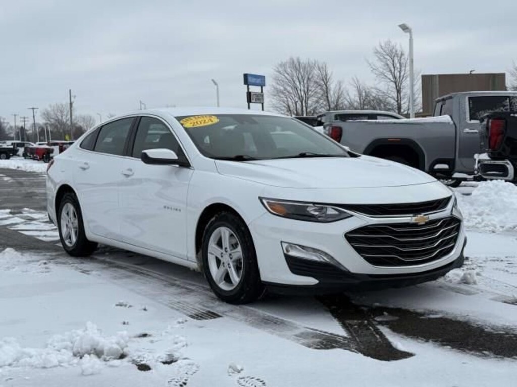 Used 2024 Chevrolet Malibu 1LT Sedan