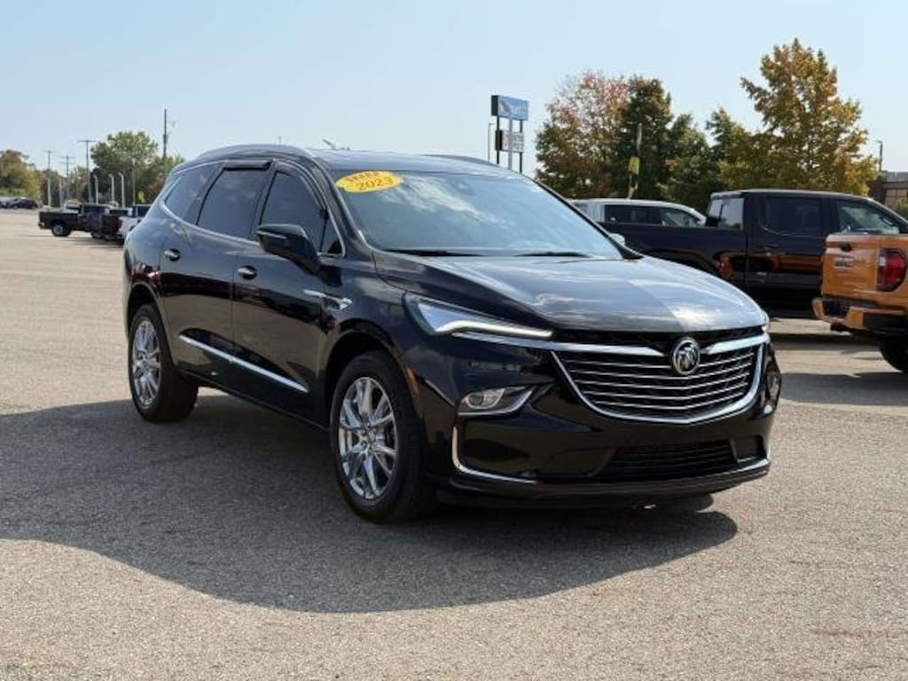 Used 2023 Buick Enclave Essence SUV