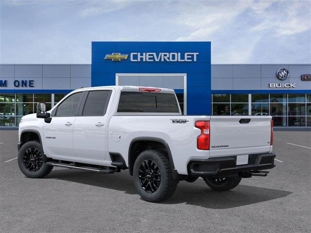 2025 Chevrolet Silverado 2500HD LT photo 3