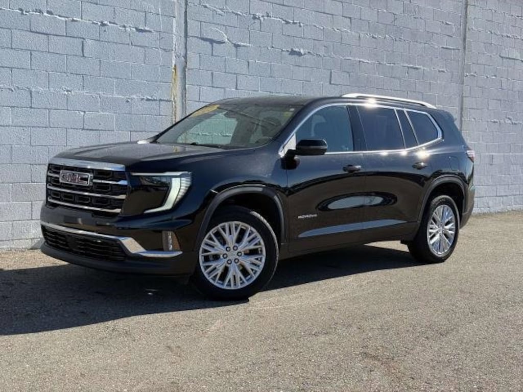Used 2024 GMC Acadia Elevation SUV