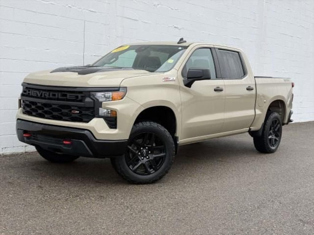 Used 2022 Chevrolet Silverado 1500 Custom Trail Boss Truck Crew Cab