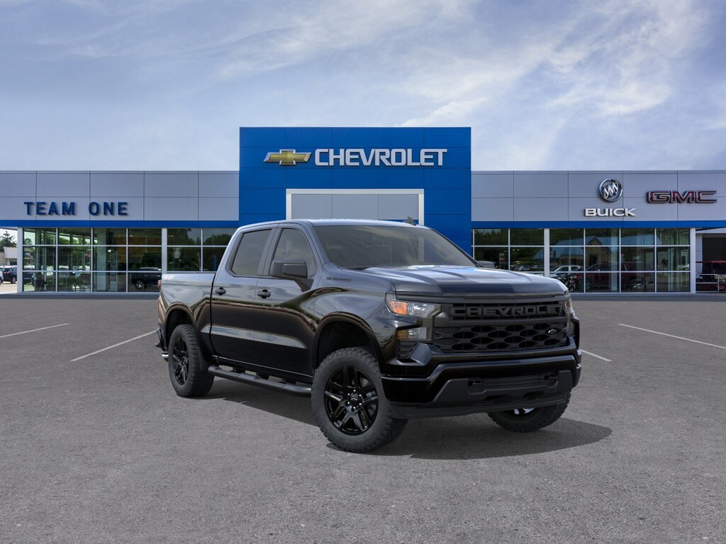 New 2026 Chevrolet Silverado 1500 Custom Truck