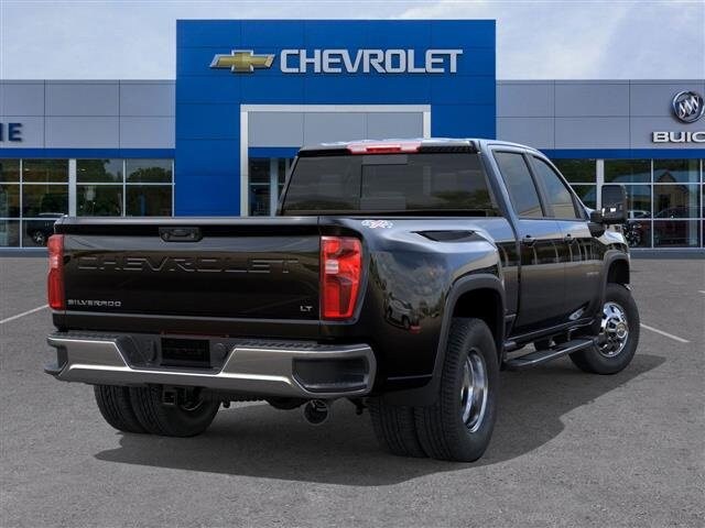 2026 Chevrolet Silverado LT photo 4