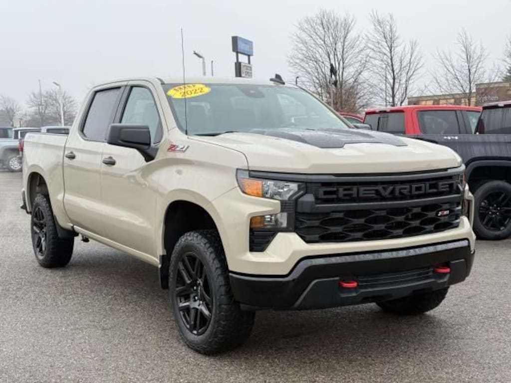 Used 2022 Chevrolet Silverado 1500 Custom Trail Boss Truck Crew Cab