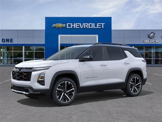 2026 Chevrolet Equinox RS photo 2