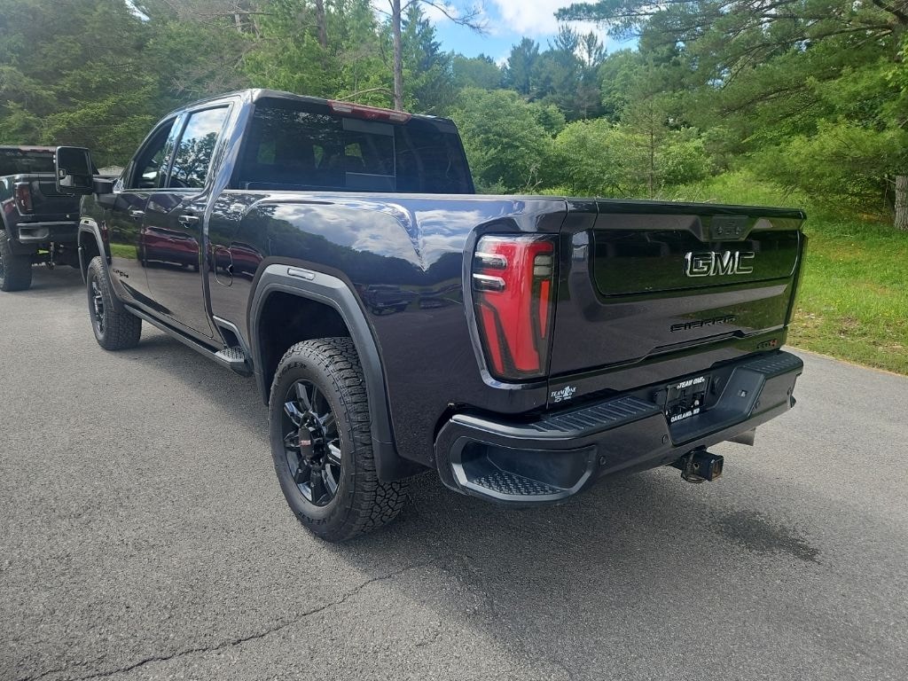 Used 2024 GMC Sierra 2500HD AT4 Truck