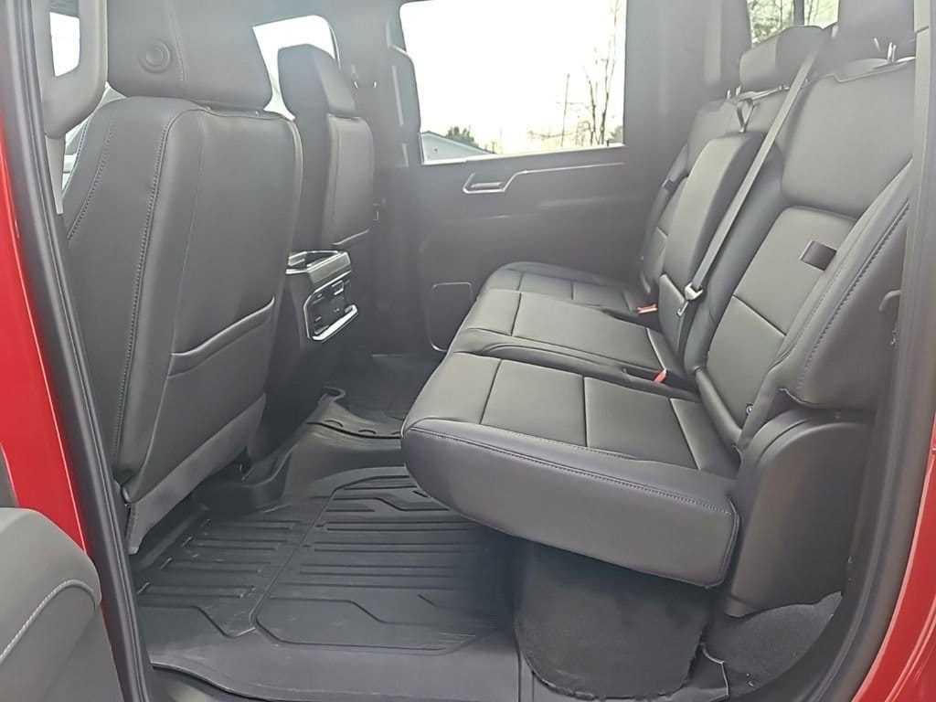 2026 GMC Sierra 2500HD SLT - Photo 18