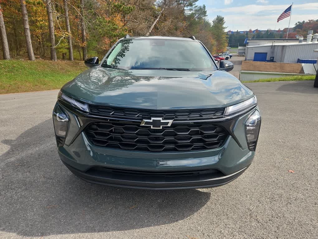 2026 Chevrolet Trax LT - Photo 8