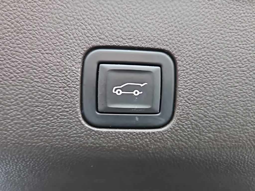 2023 Chevrolet Tahoe Z71 - Photo 23