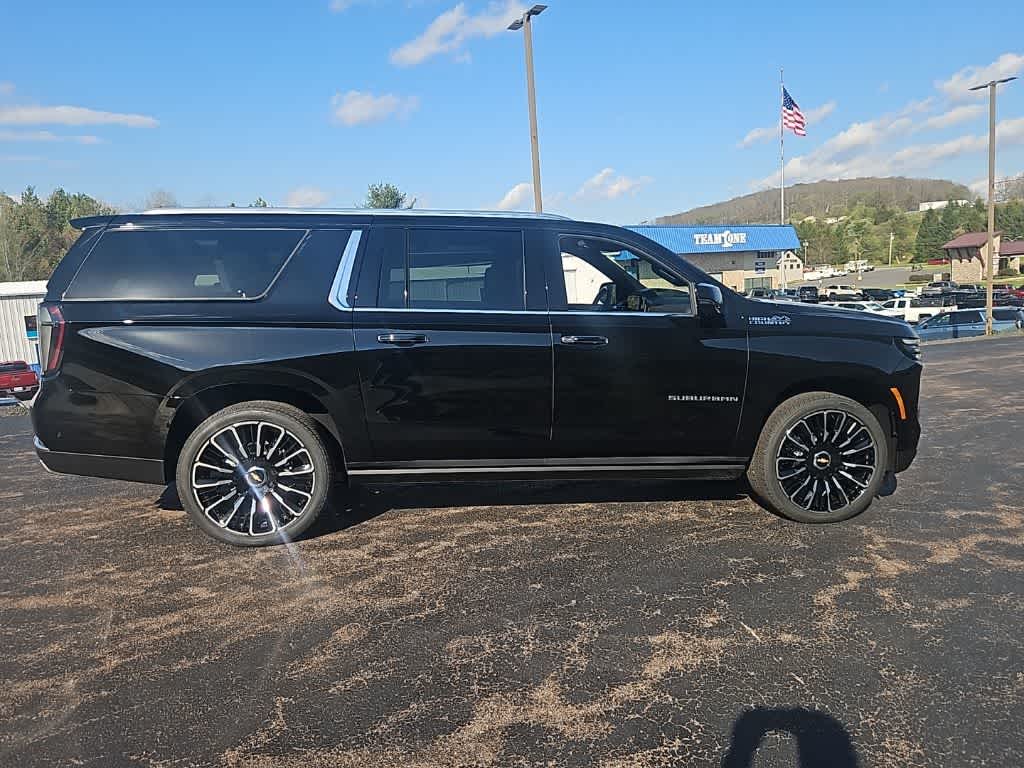 2026 Chevrolet Suburban High Country - Photo 6