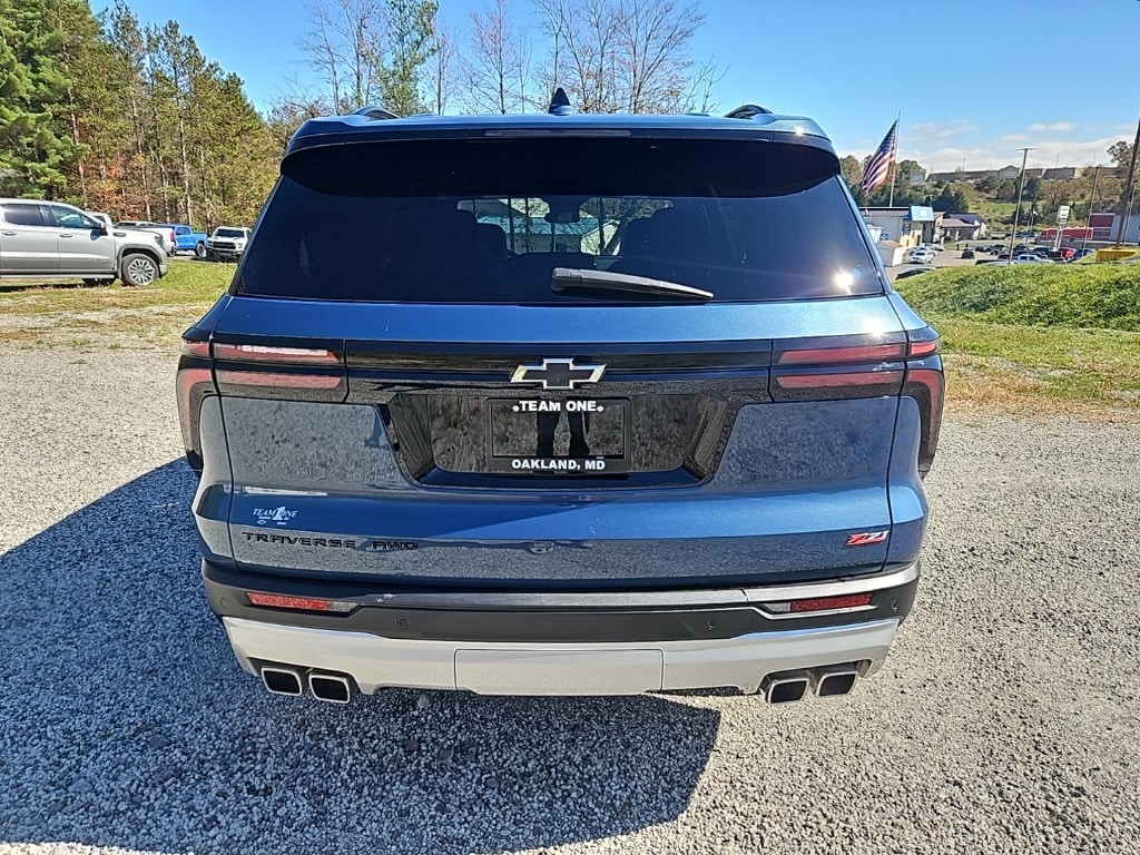 Used 2025 Chevrolet Traverse Z71 SUV