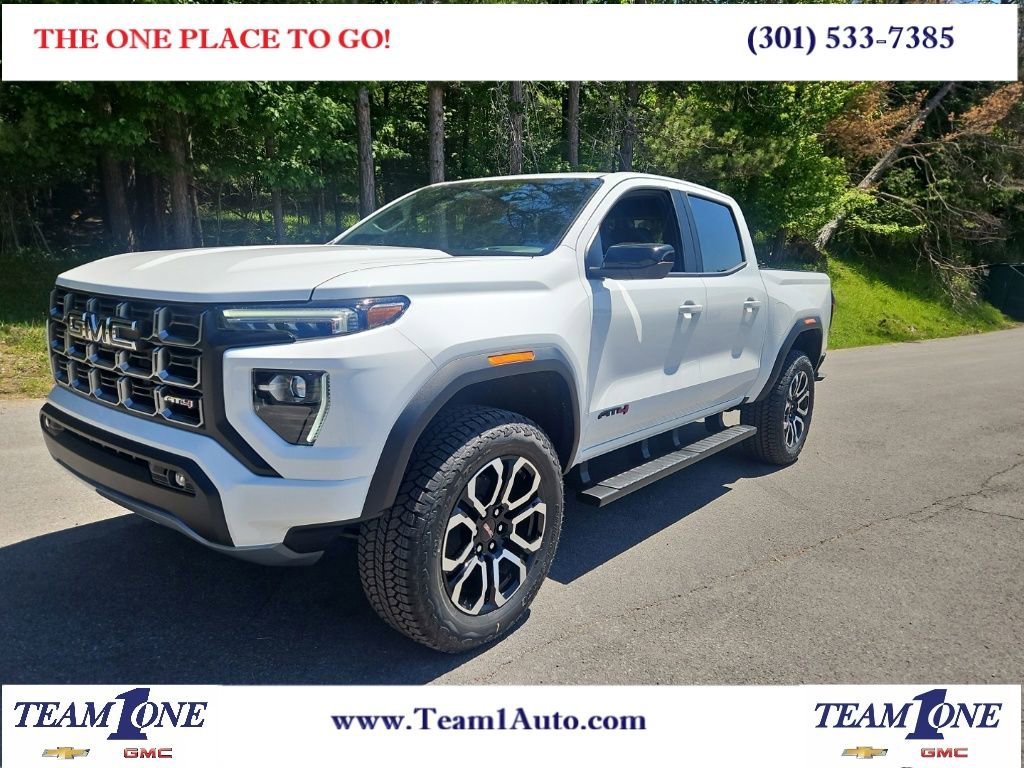 2026 GMC Canyon 4WD AT4 Crew Cab Short Box's photo