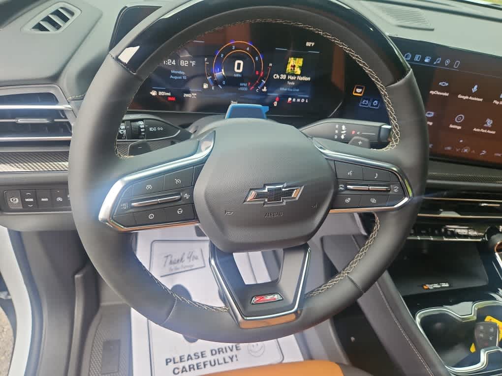 2027 Chevrolet Traverse Z71 - Photo 12