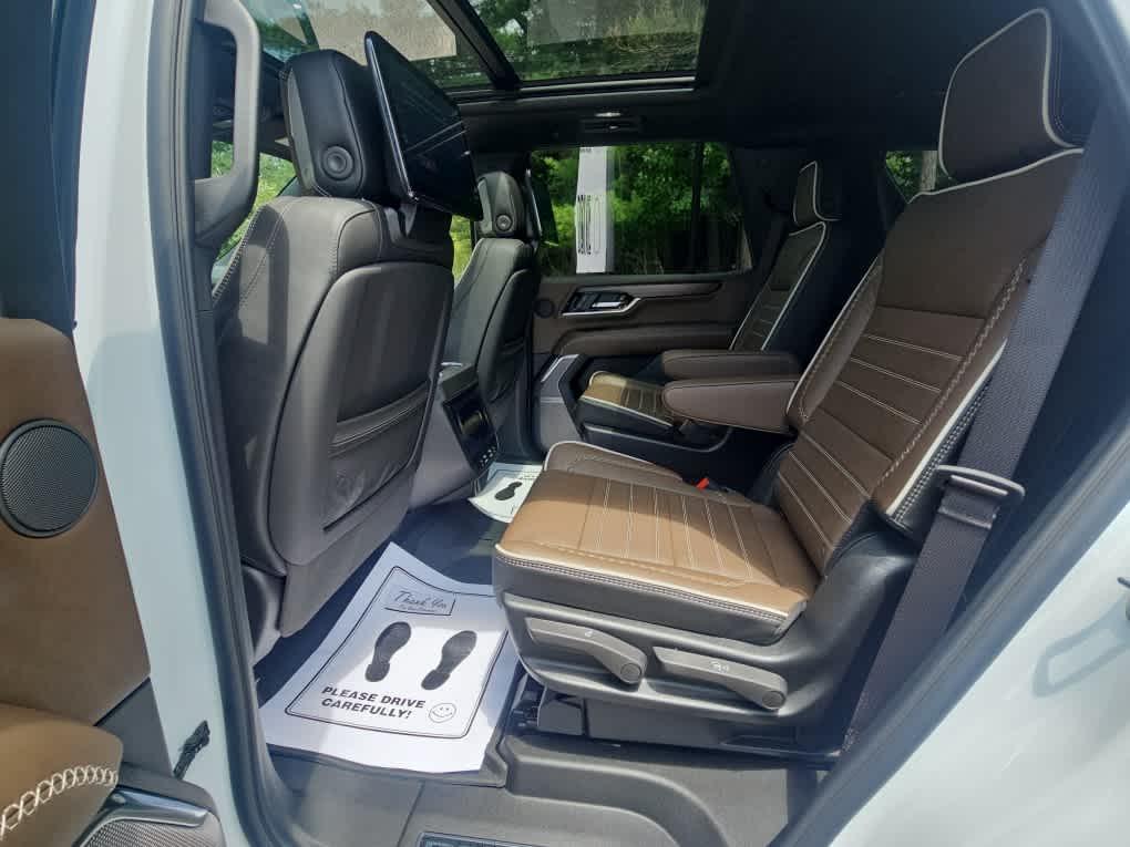2026 GMC Yukon Denali Ultimate - Photo 19
