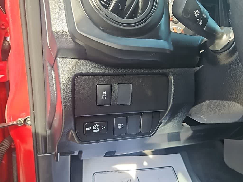 2021 Toyota Tacoma SR - Photo 11