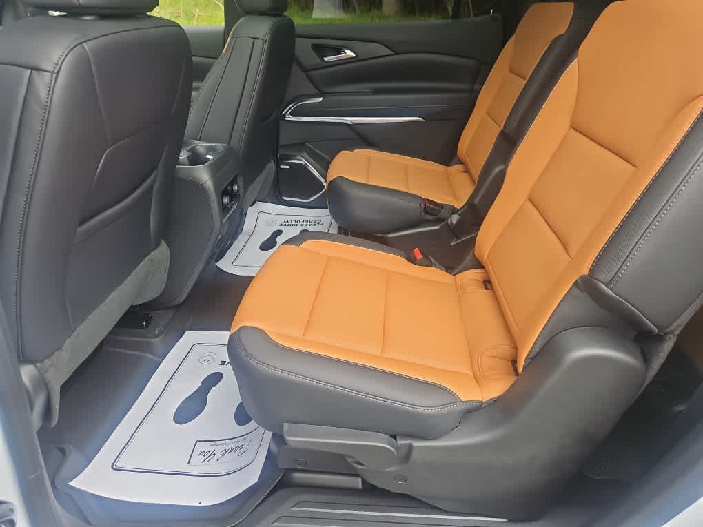 2027 Chevrolet Traverse Z71 - Photo 19