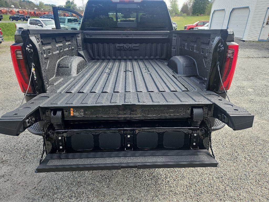 2026 GMC Sierra 3500HD Denali - Photo 21