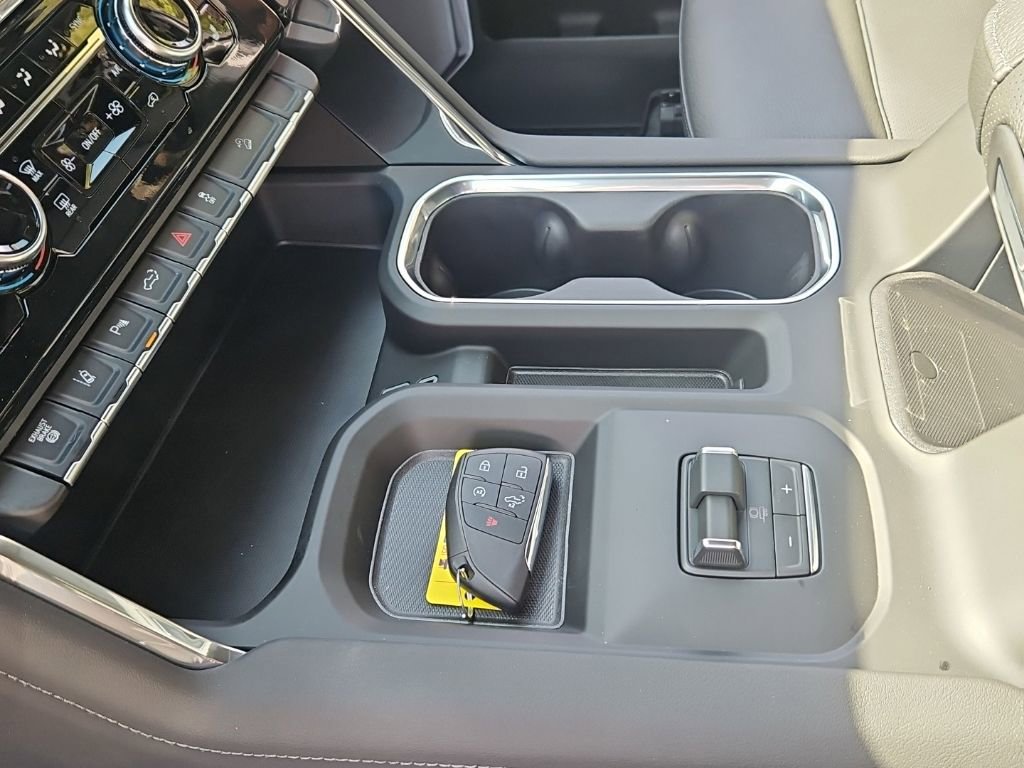 2026 GMC Sierra 3500HD Denali - Photo 13