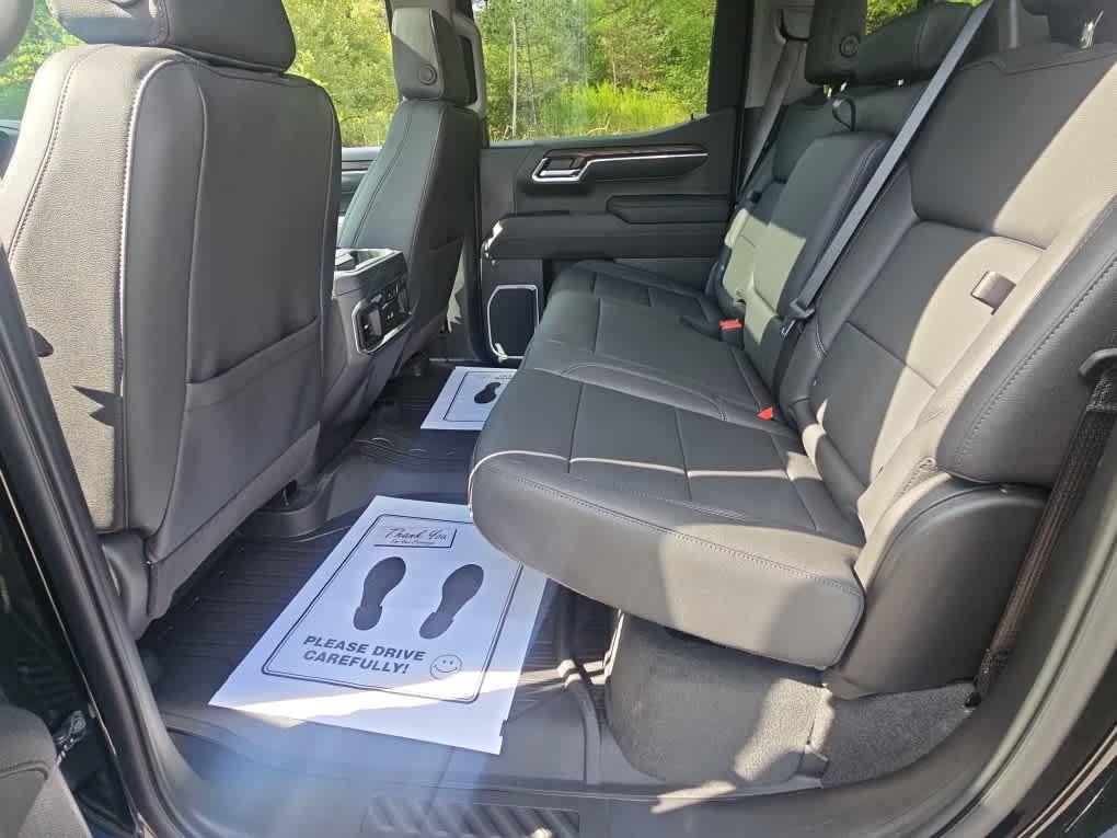 2026 GMC Sierra 1500 SLT - Photo 20
