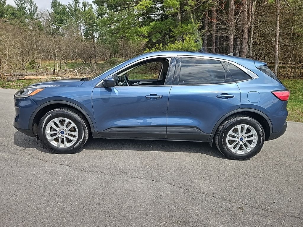 Used 2020 Ford Escape SE with VIN 1FMCU9G66LUC69838 for sale in Oakland, MD