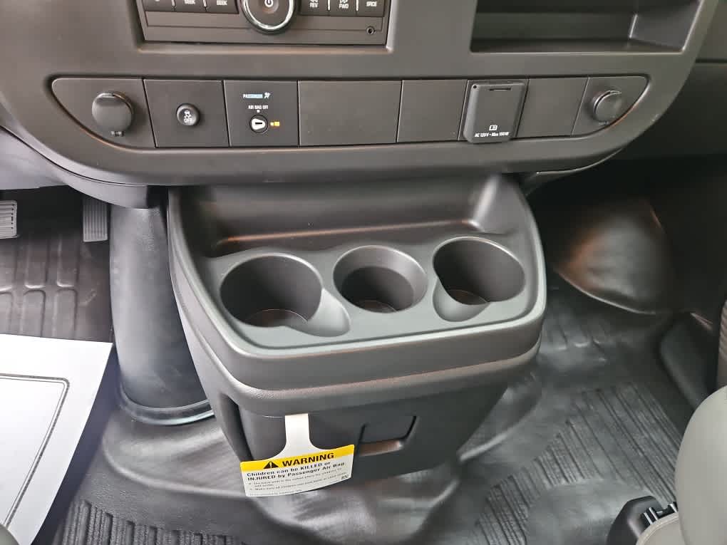 2026 GMC Savana Cargo Work Van - Photo 14