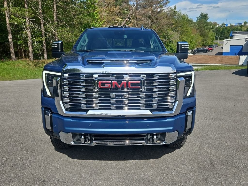 2026 GMC Sierra 3500HD Denali - Photo 7
