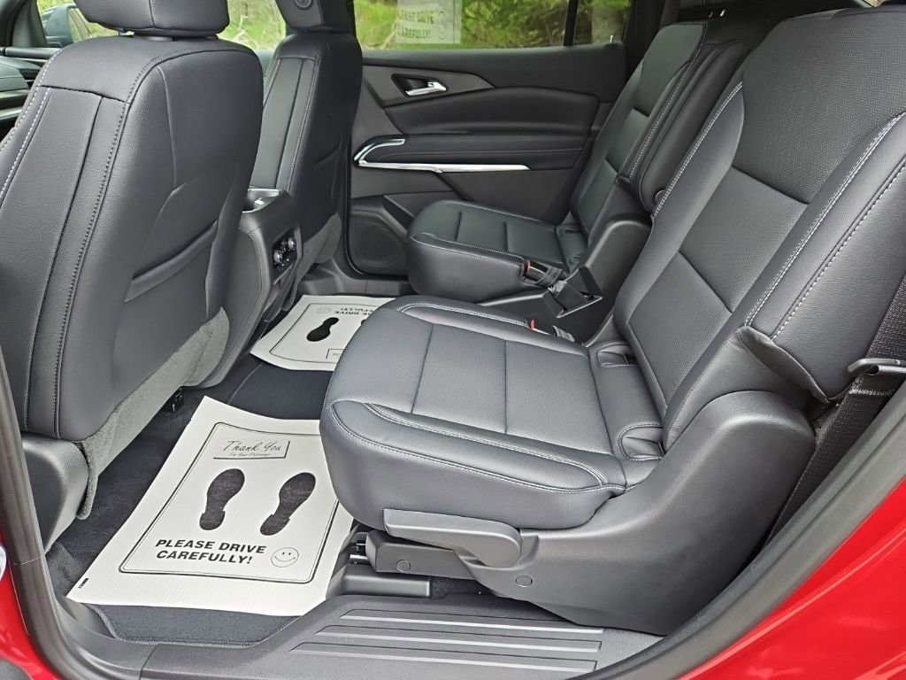 2026 Chevrolet Traverse LT - Photo 19