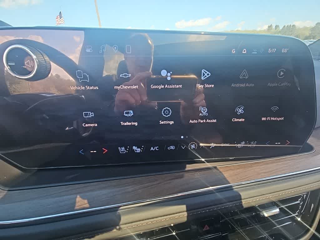 2026 Chevrolet Suburban High Country - Photo 13