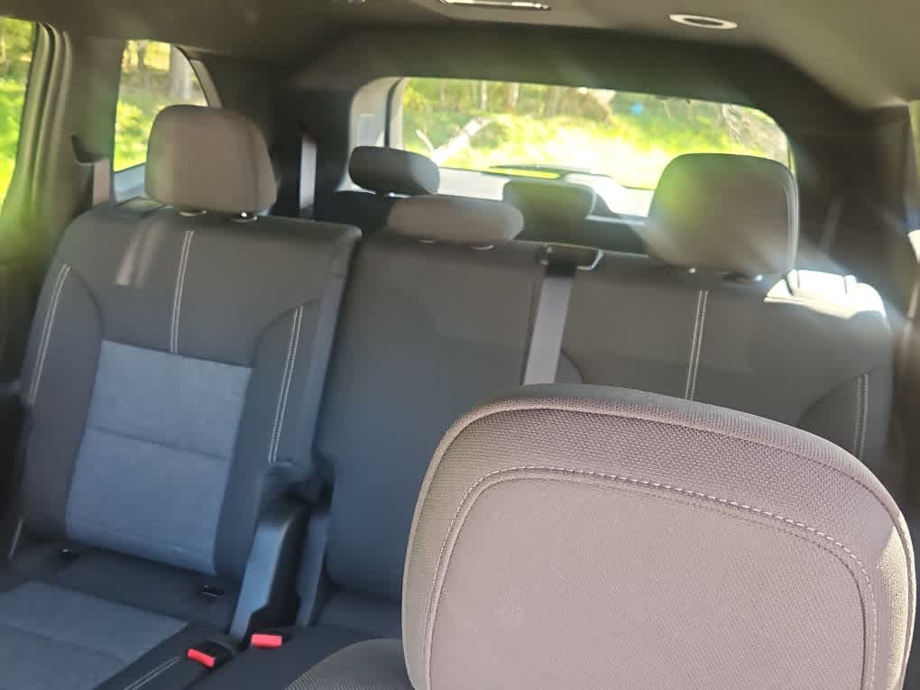 2027 GMC Acadia Elevation - Photo 17