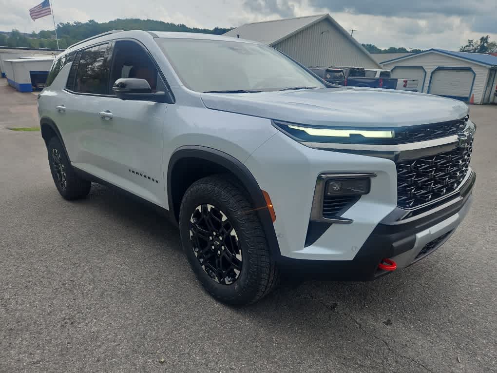 2027 Chevrolet Traverse Z71 - Photo 7