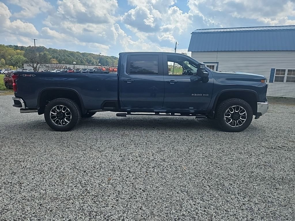 2026 Chevrolet Silverado 3500 HD LT - Photo 6