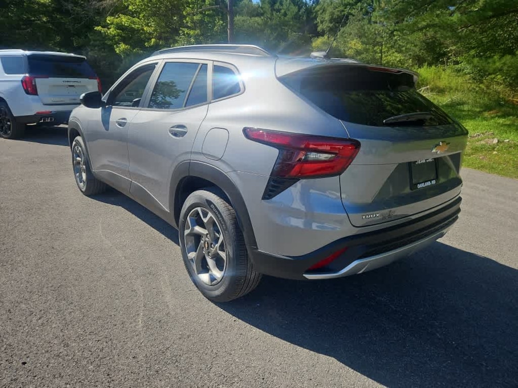 New 2026 Chevrolet Trax LT SUV