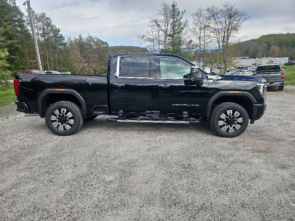 2026 GMC Sierra 3500HD Denali - Photo 6