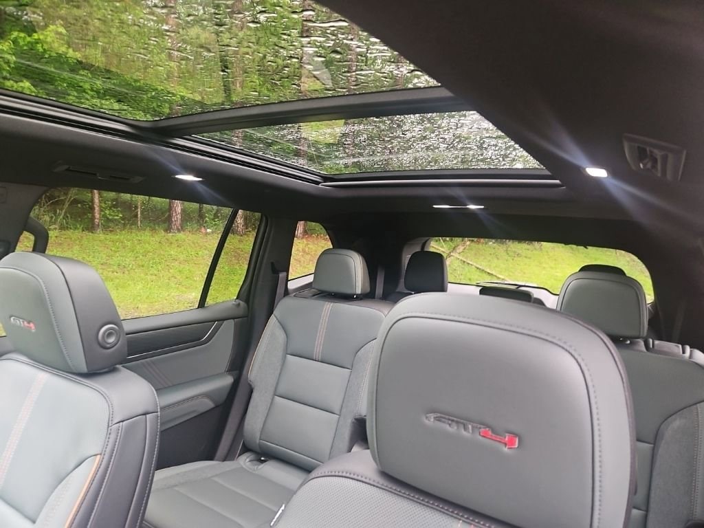 2026 GMC Acadia AT4 - Photo 17