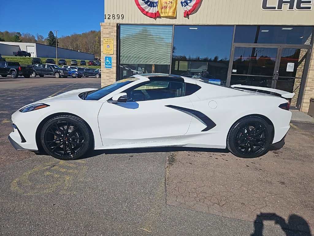 2026 Chevrolet Corvette Stingray 2LT photo 2