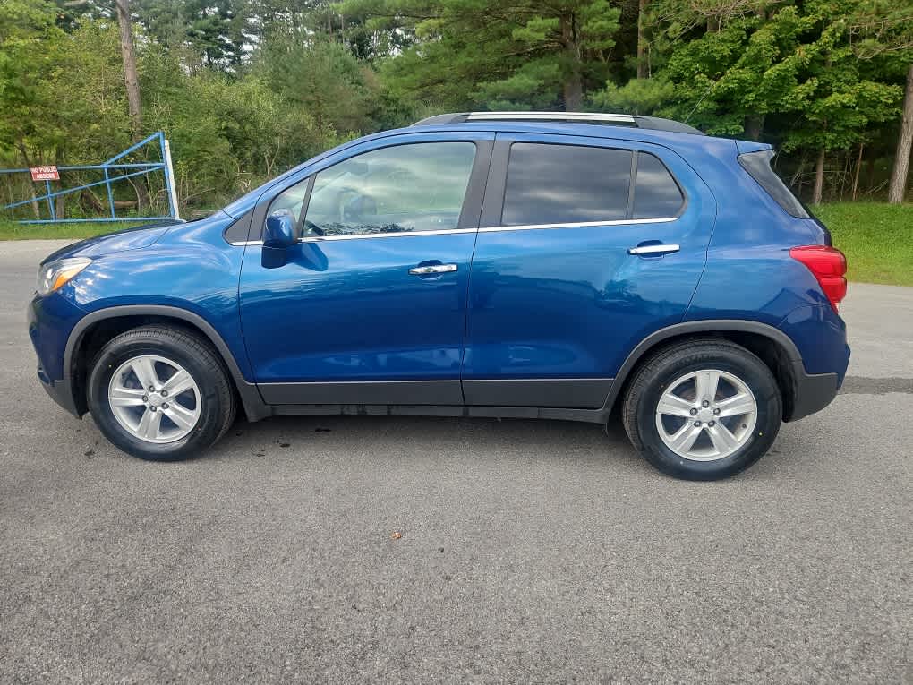 Used 2020 Chevrolet Trax LT with VIN 3GNCJLSB4LL220024 for sale in Oakland, MD